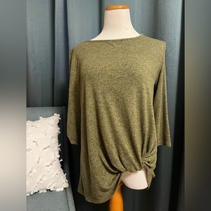 Gibson 3/4 sleeve shirt with knotted hem